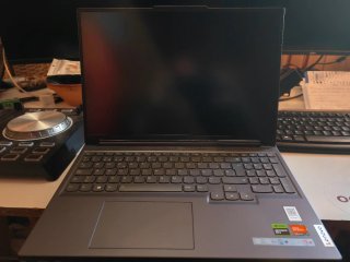 Lenovo Legion Slim 5 + Tablet P11 Gen 2