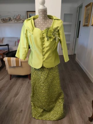 Traje de Madrina Verde, puesto una vez solo