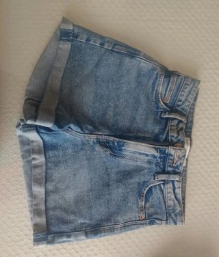 Lote 3 Shorts Vaqueros Stradivarius Talla XS