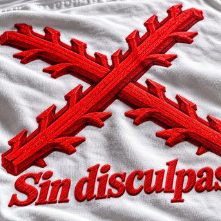 Camiseta BRAVURA Sin Disculpas blanca nueva