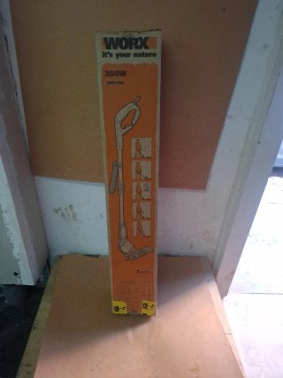 WORX CORTASETOS/BORDEADORA ELÉCTRICA WG 110E NUEVA