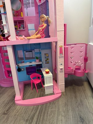 Casa de Barbie Grande con Tobogán y piscina