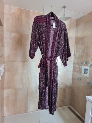 Kimono Estampado con cinturón.
