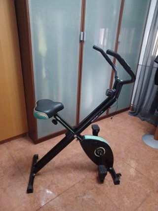 Bicicleta Estática Cecotec X-Bike.