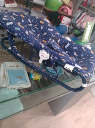 Balancín bebé azul.  Buen estado, venta en persona