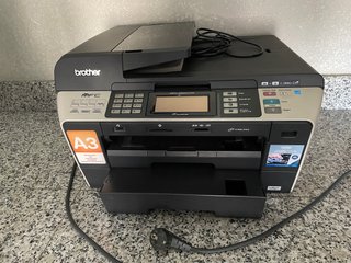 Impresora Brother MFC-6890CDW