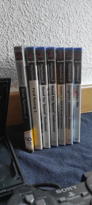 PlayStation 2 + extras