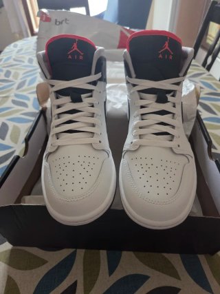 Nike Air Jordan 1 Mid Scarpe da Basket Tg 43