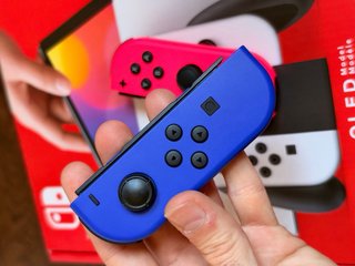 Joy-Con Nintendo Switch OLED Azul y Rosa