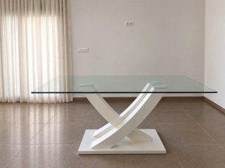 Mesa de Comedor con Base en X