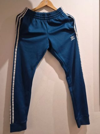 Pantalones de chándal Adidas verdes talla XS