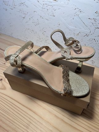Sandalias de Fiesta Doradas