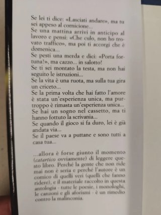 Il momento è catartico libro di Flavio Oreglio.