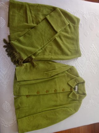Traje de señora verde oliva