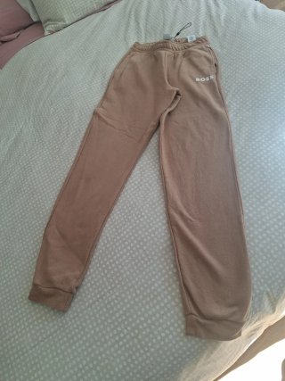 Pantalón chándal Boss beige