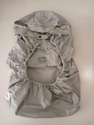 Funda impermeable Chicco para mochila de porteo