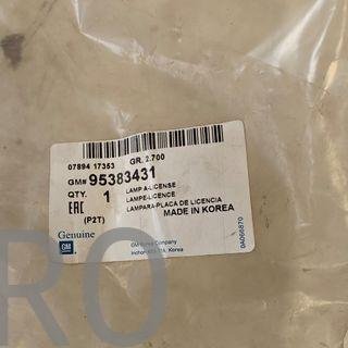 LUZ MATRICULA CHEVROLET EPICA NUEVO 95383431
