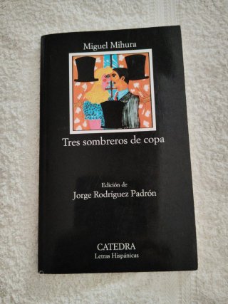 Tres sombreros de copa