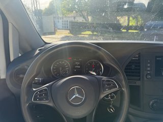 Mercedes Vito 2023 Largo Furgoneta