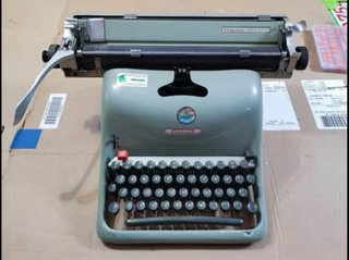 Hispano Olivetti Lexicon 80 Máquina Escribir