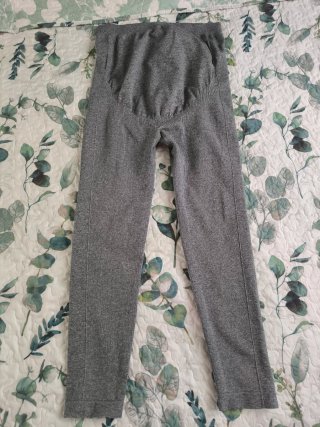 Lote de ropa premamá