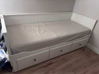 Cama Nido Diván Hemnes Ikea con dos colchones