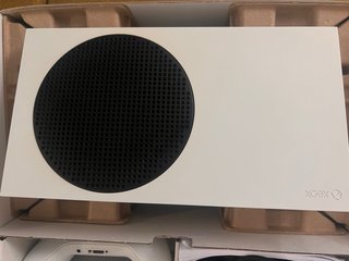 Xbox Series S Blanca con Caja perfecta para GTA VI