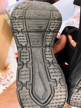 Sandalias Skechers Negras