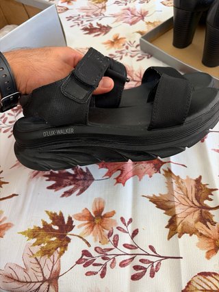 Sandalias Skechers Negras