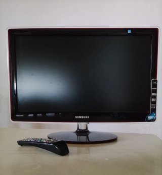 TV Samsung SyncMaster P2270HD