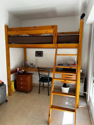 Litera madera maciza con escritorio artesanal