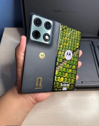 Motorola Razr Fold Edición Mundial 2026