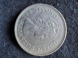 Monedas antiguas de plata, españolas y varias