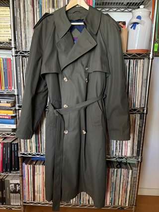 Gabardina clásica GANT verde caqui de talla 40 R