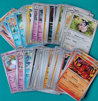 AXARCOIN - LOTE BULK DE 50 CARTAS POKEMON NUEVAS