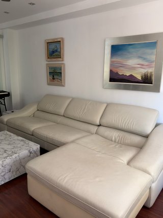 Sofá Chaise Longue Cuero Blanco Crema