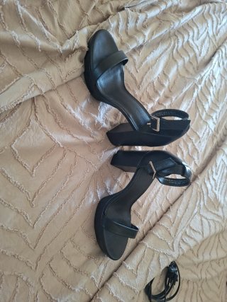 Sandalias de Tacón Negras