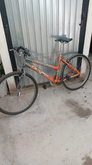 Bicicleta UPRIDE Tracker