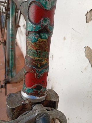 Bicicleta de media carrera clásica