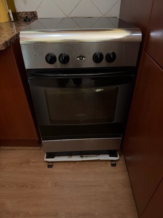 Cocina y Horno de Gas Butano