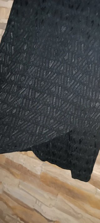 Vestido Negro con Cremallera