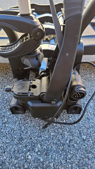 Portabicis Thule EasyFoldXT 934. ×3 electric. 60kg