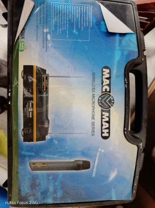 Mesa de Mezclas Behringer Xenyx 1002