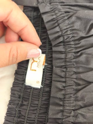 Vestido Milano Negro elástico de algodón negro .