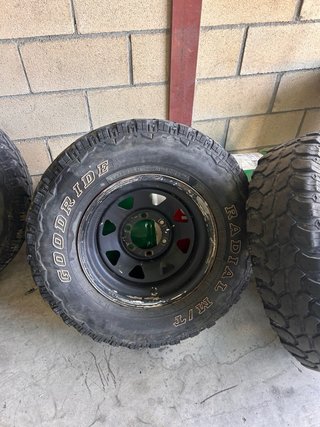 Llantas desplazadas y Ruedas GOODRIDE RADIAL M/T