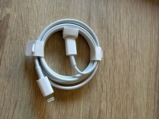 Cable de carga para iPhone ORIGINAL.