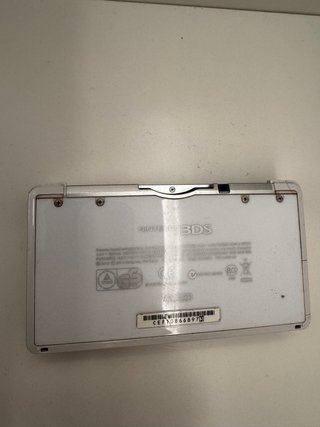Nintendo 3DS Plata + Tarjeta SD 256GB