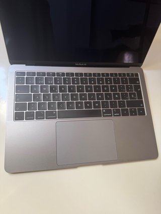 MacBook Air 2020 (No enciende)