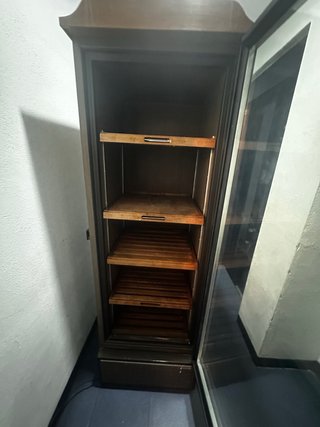 Vinoteca Gran Formato 1,85m - 160 botellas