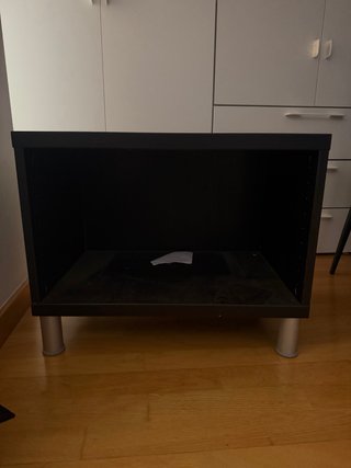 Mueble auxiliar negro